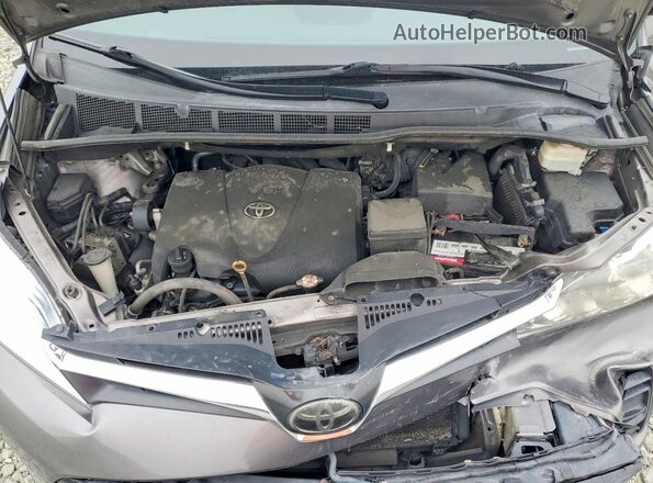 5TDKZ3DC9JS949839 2018 TOYOTA SIENNA Gray Widok komory silnika