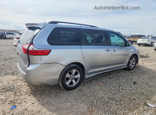 5TDKZ3DCXLS049308 2020 TOYOTA SIENNA Серебряный Задняя правая четверть