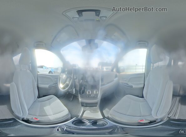 5TDKZ3DCXLS049308 2020 TOYOTA SIENNA Серебряный Панорамный вид салона 360°
