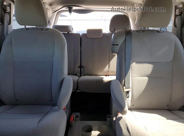 5TDKZ3DCXLS076024 2020 TOYOTA LE Silver Rear seats view