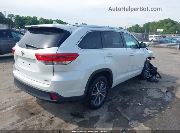 5TDKZRFH0JS537059 2018 TOYOTA LE White Trasero derecho