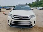 2018 Toyota Highlander Xle White vin: 5TDKZRFH2JS536494