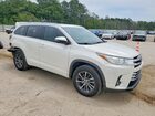2018 Toyota Highlander Xle White vin: 5TDKZRFH2JS536494