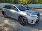 2018 Toyota Highlander Xle Серебряный vin: 5TDKZRFH2JS544465