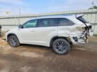 2018 Toyota Highlander Xle White vin: 5TDKZRFH3JS541168