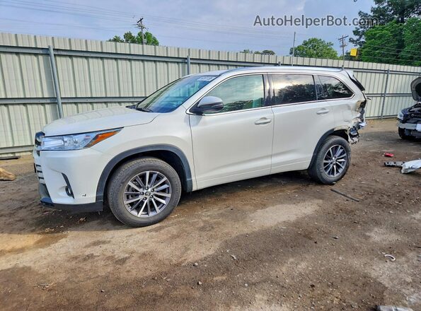 5TDKZRFH3JS541168 2018 TOYOTA HIGHLANDER White Przód lewy