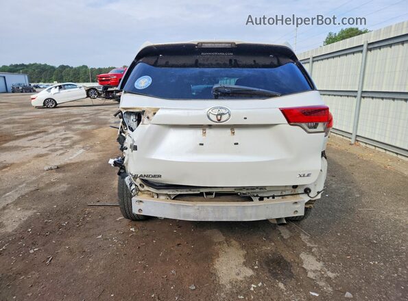 5TDKZRFH3JS541168 2018 TOYOTA HIGHLANDER White Widok z tyłu