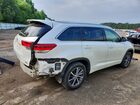 2018 Toyota Highlander Xle White vin: 5TDKZRFH3JS541168