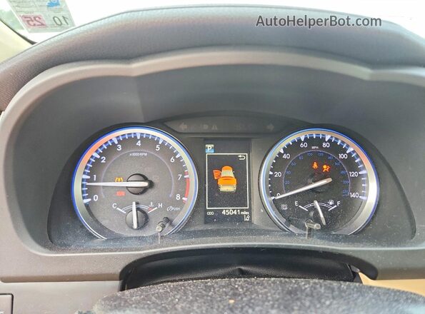 5TDKZRFH3JS541168 2018 TOYOTA HIGHLANDER White Widok zestawu wskaźników