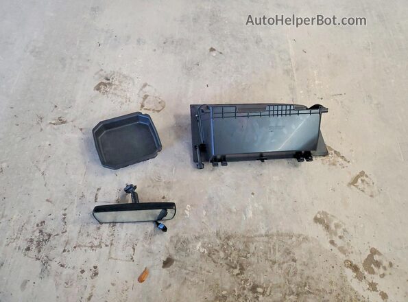 5TDKZRFH3KS559140 2019 TOYOTA HIGHLANDER Серебряный Вид наклейки с VIN-кодом