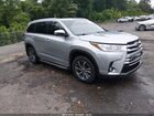 2018 Toyota Highlander Xle Silver vin: 5TDKZRFH5JS542340