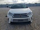 2019 Toyota Highlander Xle White vin: 5TDKZRFH5KS320611