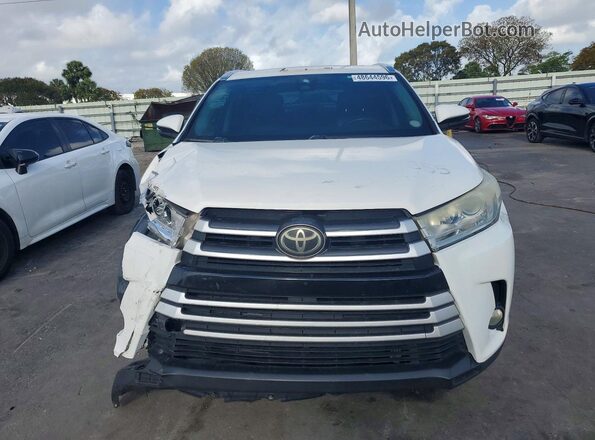 5TDKZRFH6HS203404 2017 TOYOTA LE Белый Вид спереди