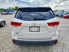 2017 Toyota Highlander Se Белый vin: 5TDKZRFH6HS516999