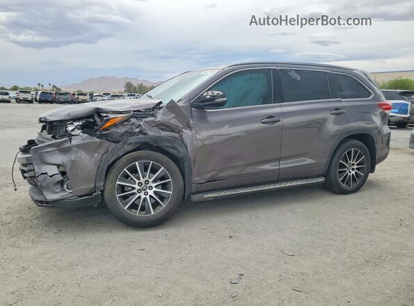 5TDKZRFH6JS280599 2018 TOYOTA HIGHLANDER Charcoal Front left