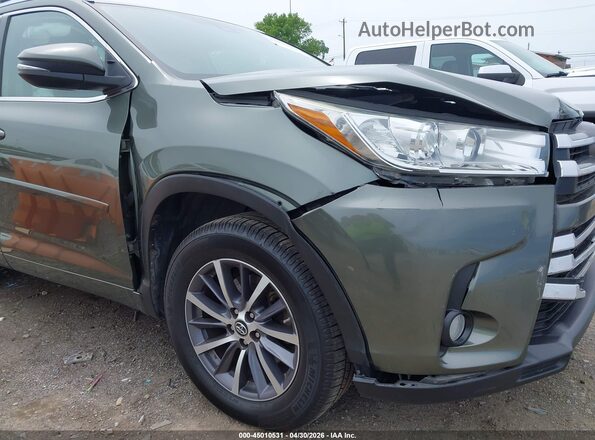 5TDKZRFH8JS249094 2018 TOYOTA LE Green Widok z przodu