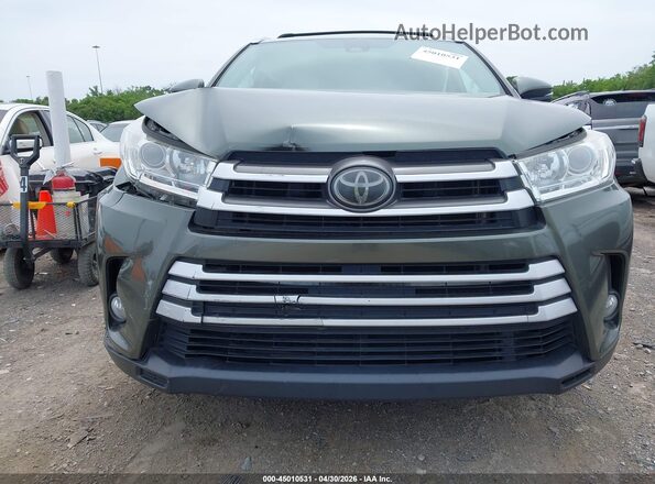 5TDKZRFH8JS249094 2018 TOYOTA LE Green Widok wnętrza z tyłu