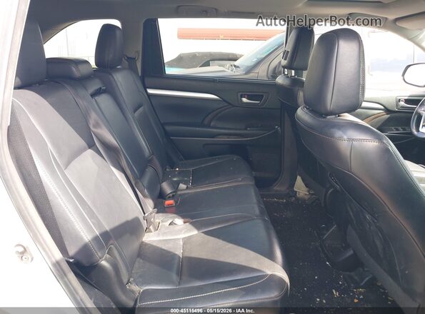 5TDKZRFHXJS531947 2018 TOYOTA HIGHLANDER Silver Vista de la etiqueta del VIN