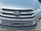 2018 Toyota Highlander Xle Silver vin: 5TDKZRFHXJS531947