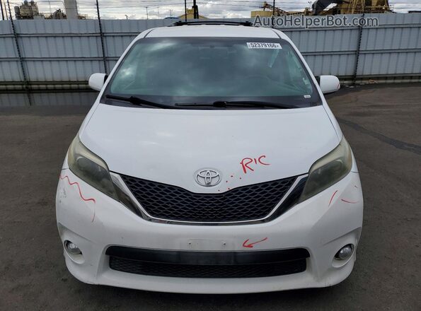 5TDXK3DC5GS760432 2016 TOYOTA SIENNA Белый Вид спереди