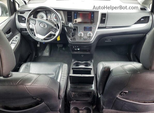 5TDXK3DC5GS760432 2016 TOYOTA SIENNA Белый Вид панели приборов
