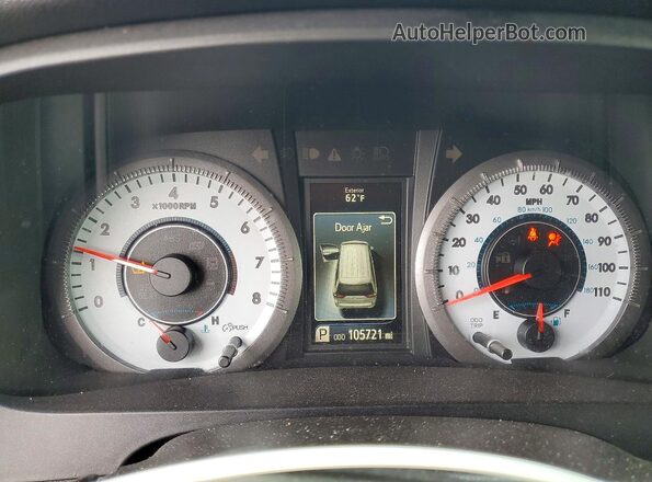 5TDXK3DC5GS760432 2016 TOYOTA SIENNA Белый Вид щитка приборов