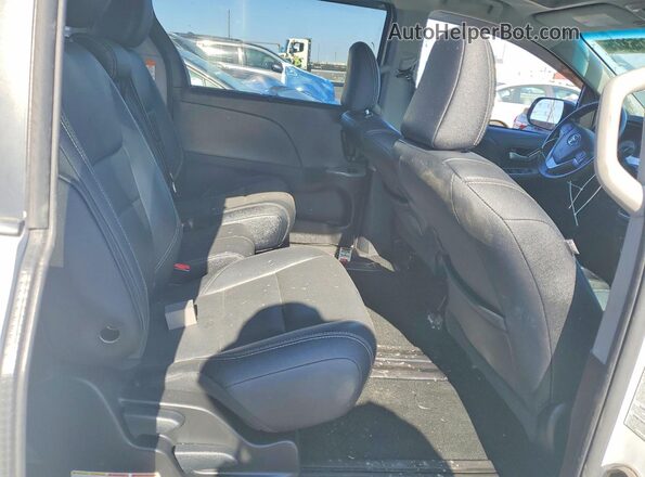 5TDXK3DCXGS721870 2016 TOYOTA SIENNA Белый Вид задней части салона