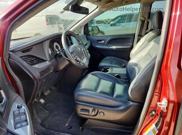 5TDXZ3DC1LS033147 2020 TOYOTA SIENNA Red Front interior view