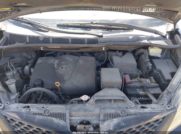 5TDXZ3DC2HS791750 2017 TOYOTA SIENNA Черный Вид сзади