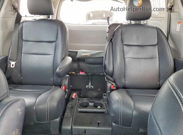 5TDXZ3DC4LS046426 2020 TOYOTA SIENNA Белый Вид задних сидений