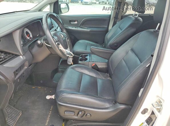 5TDXZ3DC4LS046426 2020 TOYOTA SIENNA Белый Вид салона спереди