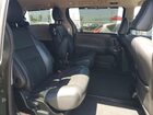 2018 Toyota Sienna Se Premium 8-passenger Серый vin: 5TDXZ3DC5JS913233