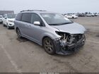 2018 Toyota Sienna Se 8 Passenger Silver vin: 5TDXZ3DC6JS947665
