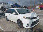 2018 Toyota Sienna Se 8 Passenger White vin: 5TDXZ3DC8JS903568