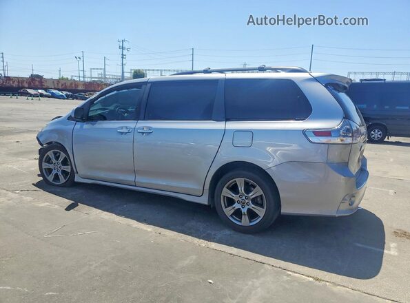 5TDXZ3DCXJS947118 2018 TOYOTA SIENNA Серебряный Задняя левая четверть