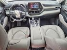 2020 Toyota Highlander Hybrid Limited Серый vin: 5TDYARAH5LS000652