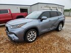 2020 Toyota Highlander Hybrid Limited Серый vin: 5TDYARAH5LS000652 Damage: Left Front Door, Severe Damage, Replacement Required