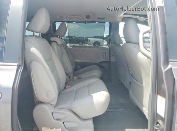 5TDYK3DC9GS710458 2016 TOYOTA SIENNA Charcoal უკანა სალონის ხედი