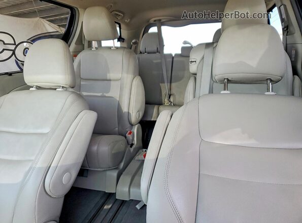 5TDYK3DCXGS762052 2016 TOYOTA SIENNA Синий Вид задних сидений
