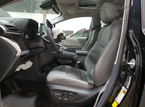5TDYRKEC0RS205982 2024 TOYOTA SIENNA Black Вид салону спереду