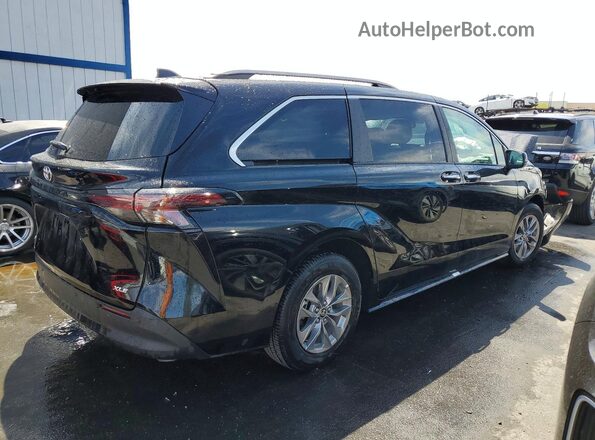 5TDYRKEC1TS294176 2026 TOYOTA SIENNA Black Հետևի աջ