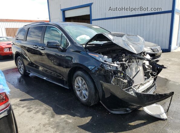 5TDYRKEC1TS294176 2026 TOYOTA SIENNA Black 
