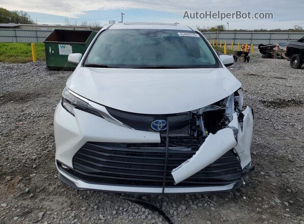 5TDYRKEC2SS289437 2025 TOYOTA SIENNA White Widok z przodu