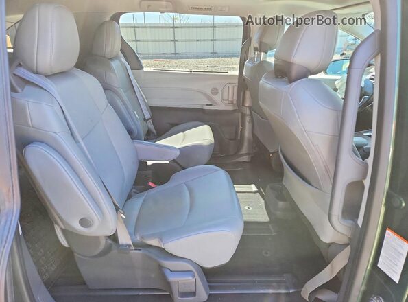 5TDYRKEC5MS016981 2021 TOYOTA SIENNA Green უკანა სალონის ხედი