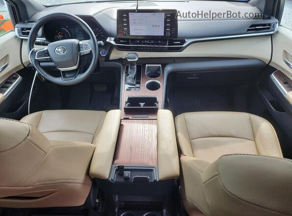 5TDYRKECXMS039575 2021 TOYOTA SIENNA Белый Вид панели приборов