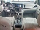 2017 Toyota Sienna Xle 8-passenger Синий vin: 5TDYZ3DC0HS791055