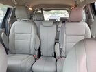 2018 Toyota Sienna Xle 8-passenger Gray vin: 5TDYZ3DC0JS942398