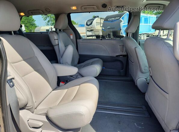 5TDYZ3DC0LS075345 2020 TOYOTA SIENNA Gray Vista interior trasera