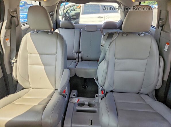 5TDYZ3DC0LS075345 2020 TOYOTA SIENNA Gray Vista de los asientos traseros