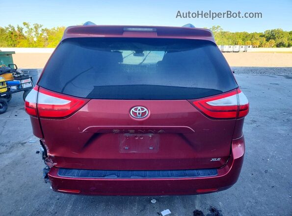 5TDYZ3DC2HS822970 2017 TOYOTA SIENNA Burgundy Widok z tyłu